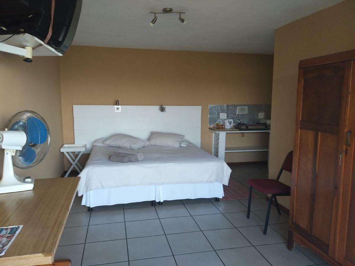 Columbus Guest House 넬스프리트 외부 사진